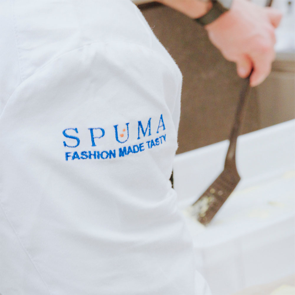 Grembiule con logo Spuma